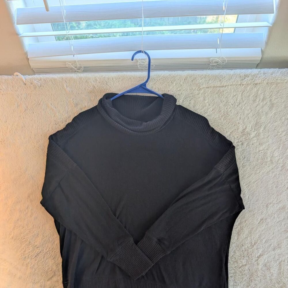 Unbranded Women's Black Jumper